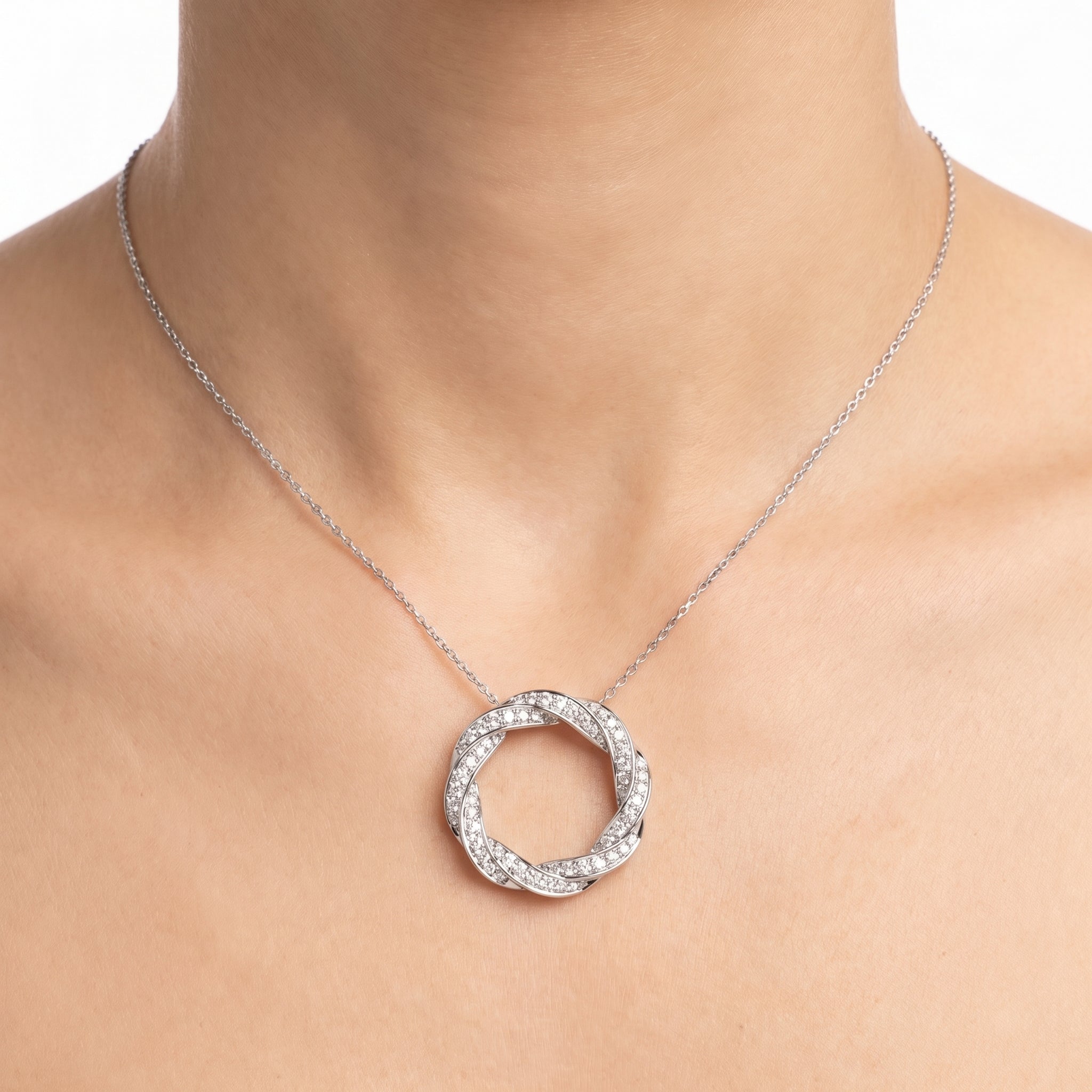 Luxury Intertwined Circle Pendant cubic zirconia with Pavé Setting