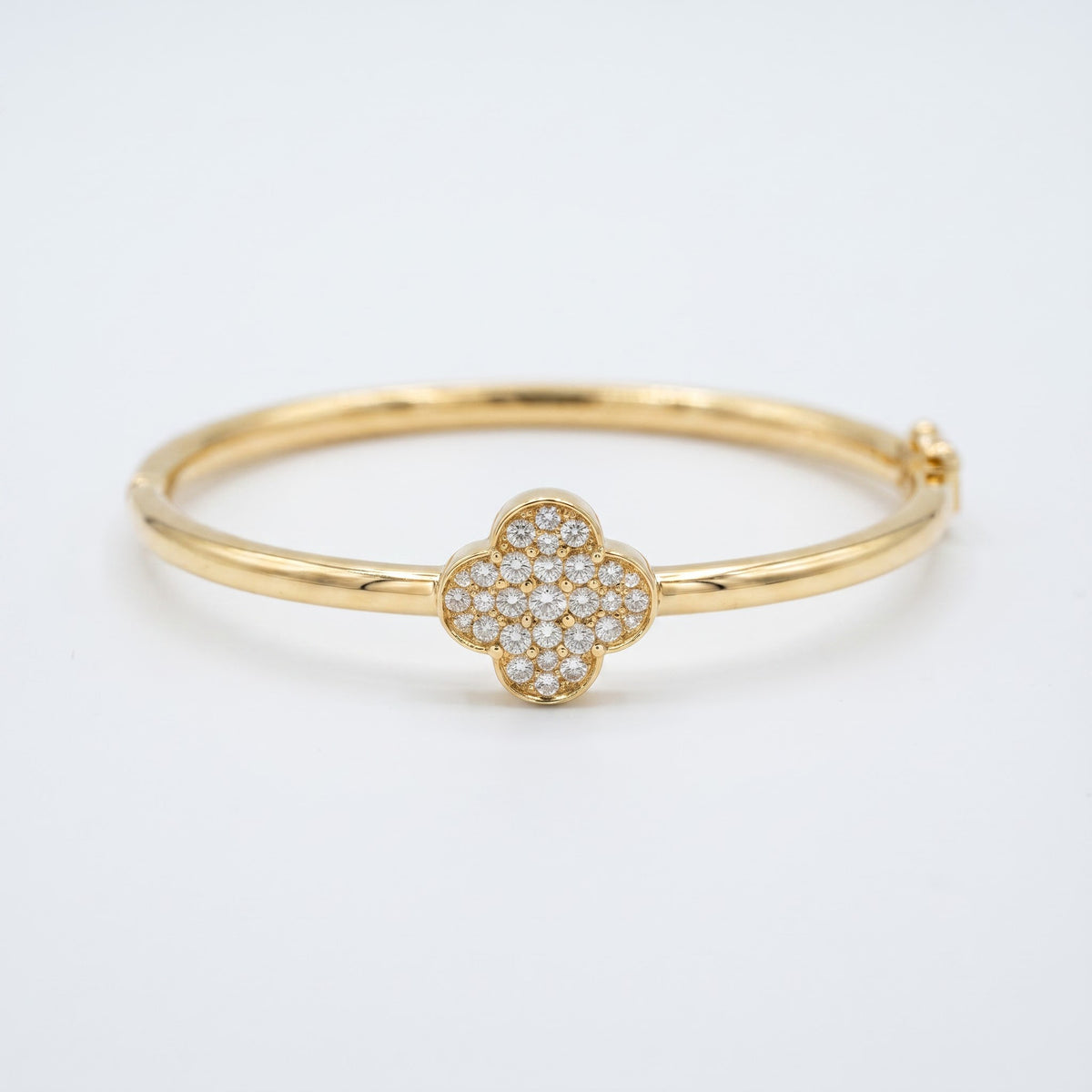 Round Diamond Clover Bangle  | Pave Quatrefoil Diamond Bracelet