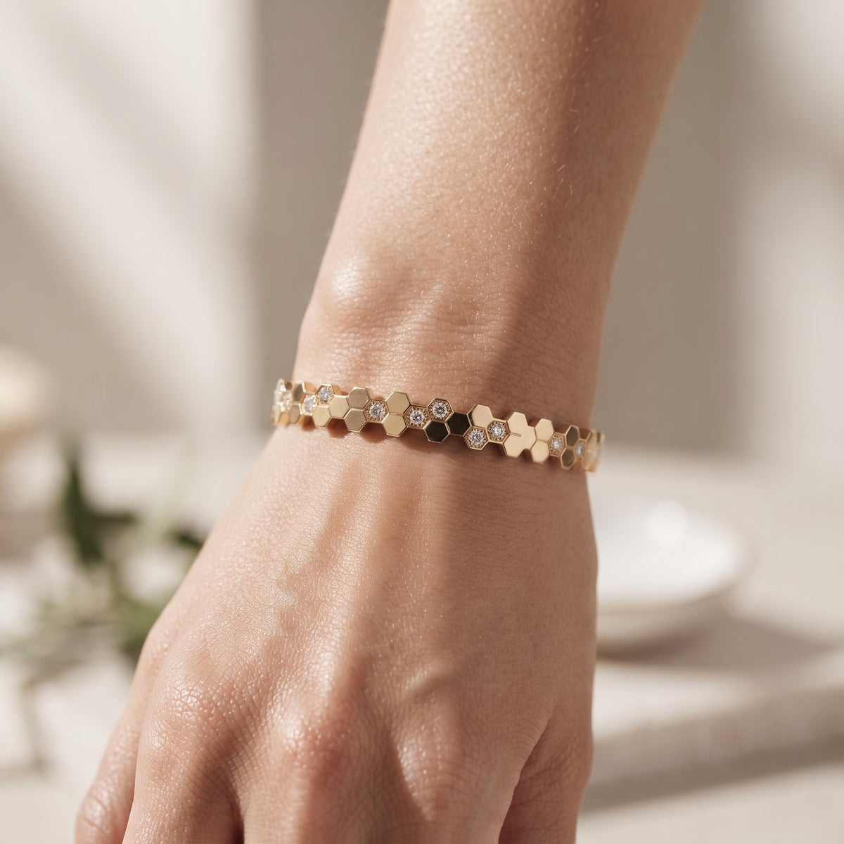 Round Brilliant Diamond Honeycomb Bracelet | Hexagon Diamond Bracelet