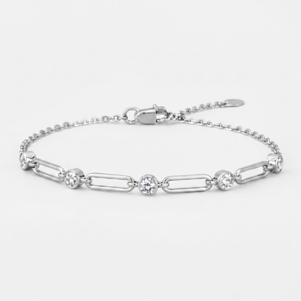 Round Diamond Paperclip Link Bracelet  | Modern Chain Bracelet | Luxury Everyday Jewelry
