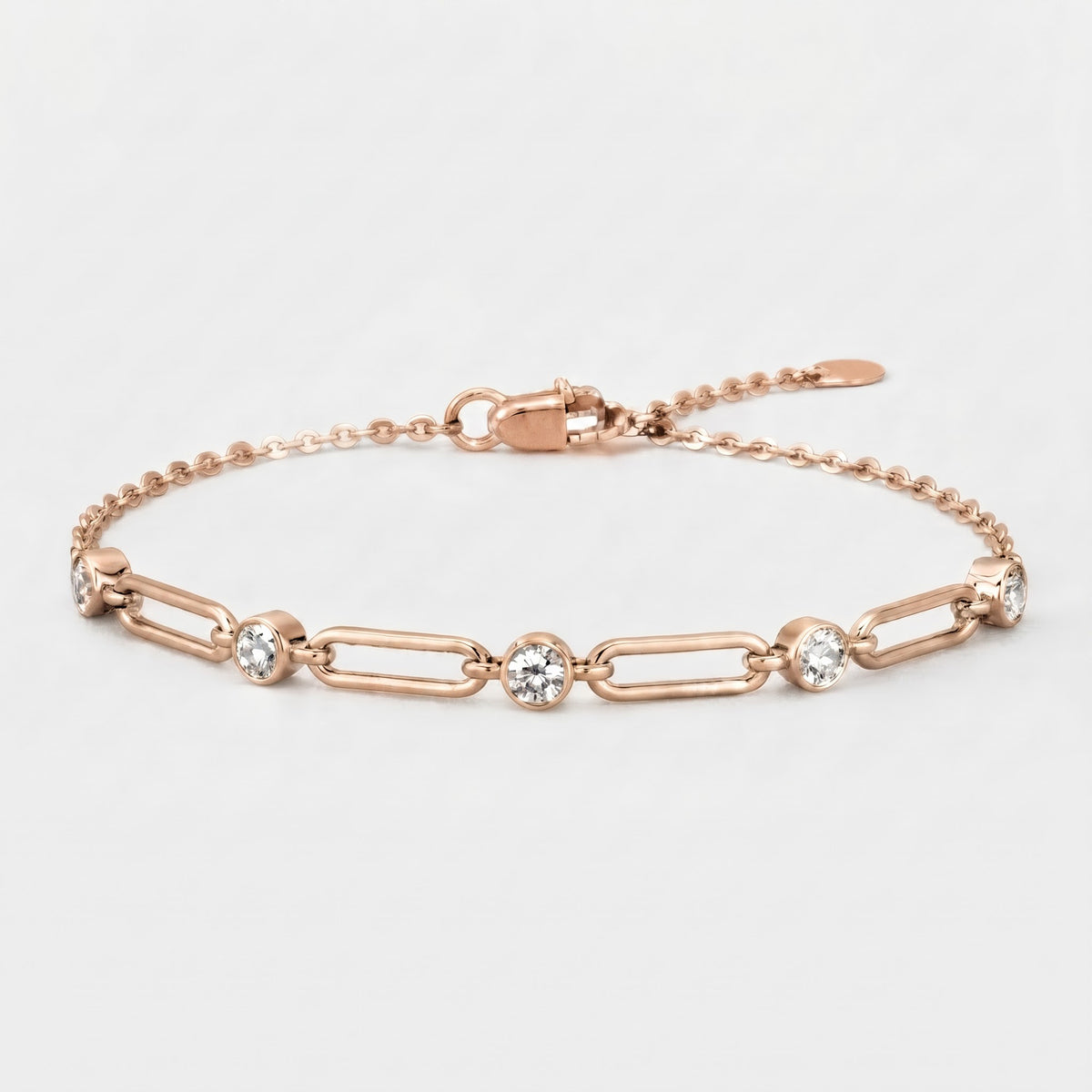 Round Diamond Paperclip Link Bracelet  | Modern Chain Bracelet | Luxury Everyday Jewelry