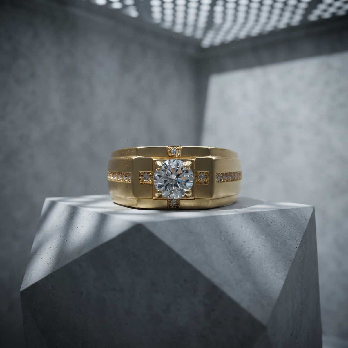 Round Cut Diamond Men's Ring