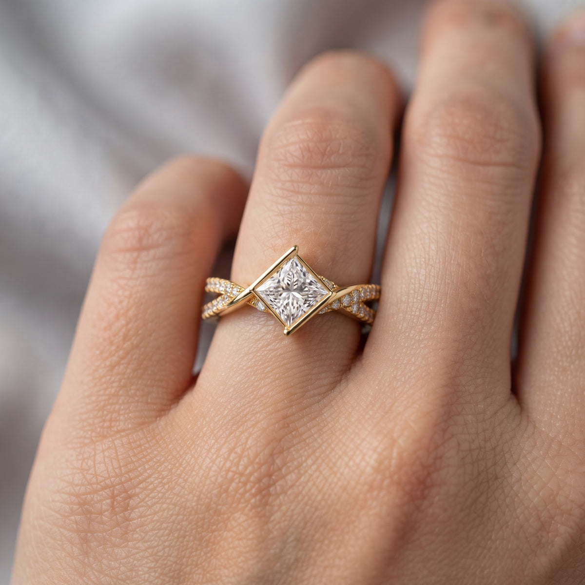 Princess Cut Lab Diamond Ring,Split Shank Engagement Ring, Modern Bridal Ring, Square Diamond Wedding Jewelry