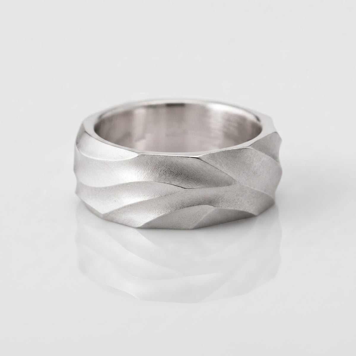 Metal Sculptural Gold Band Men'sRing