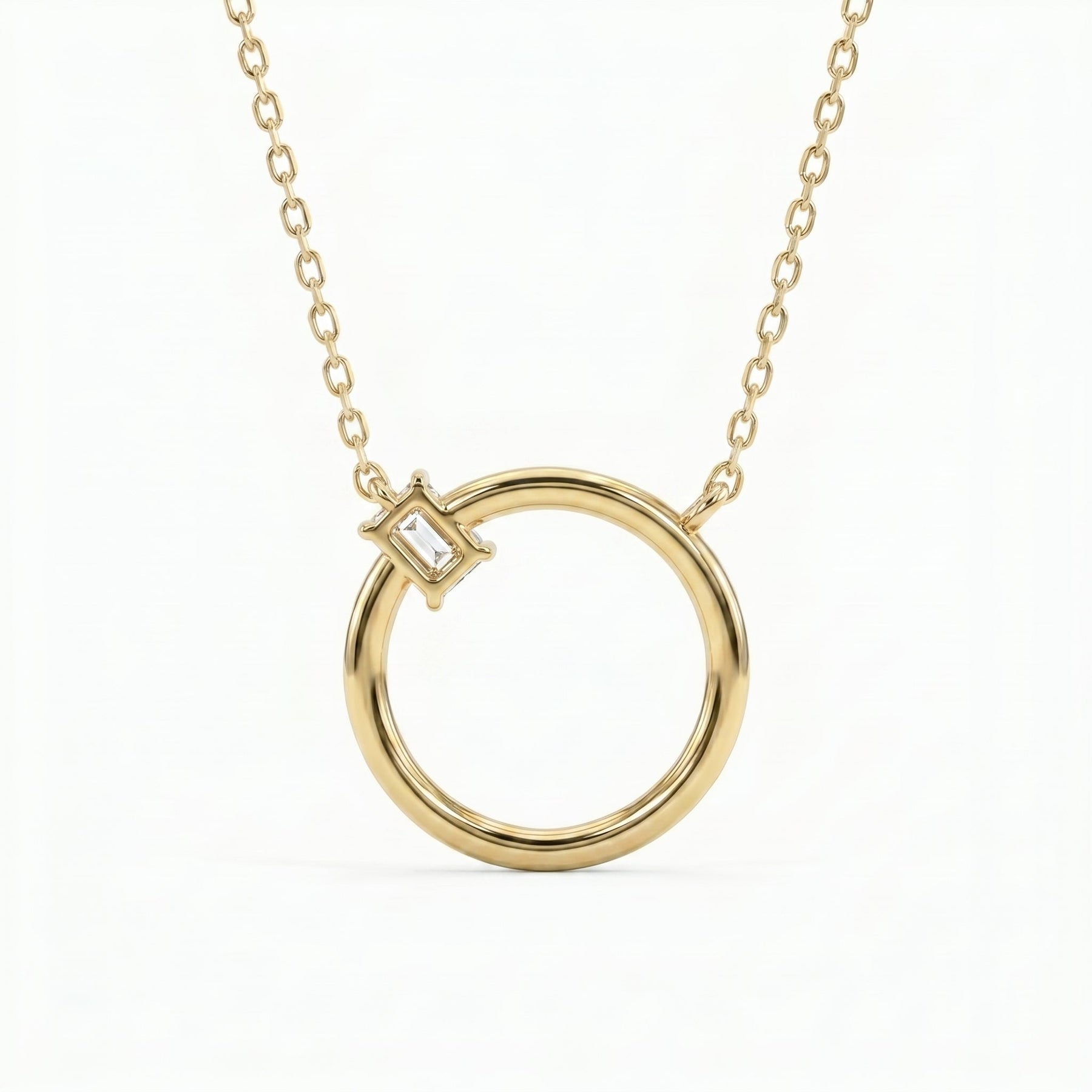 Circle Design Diamond Pendant Necklace