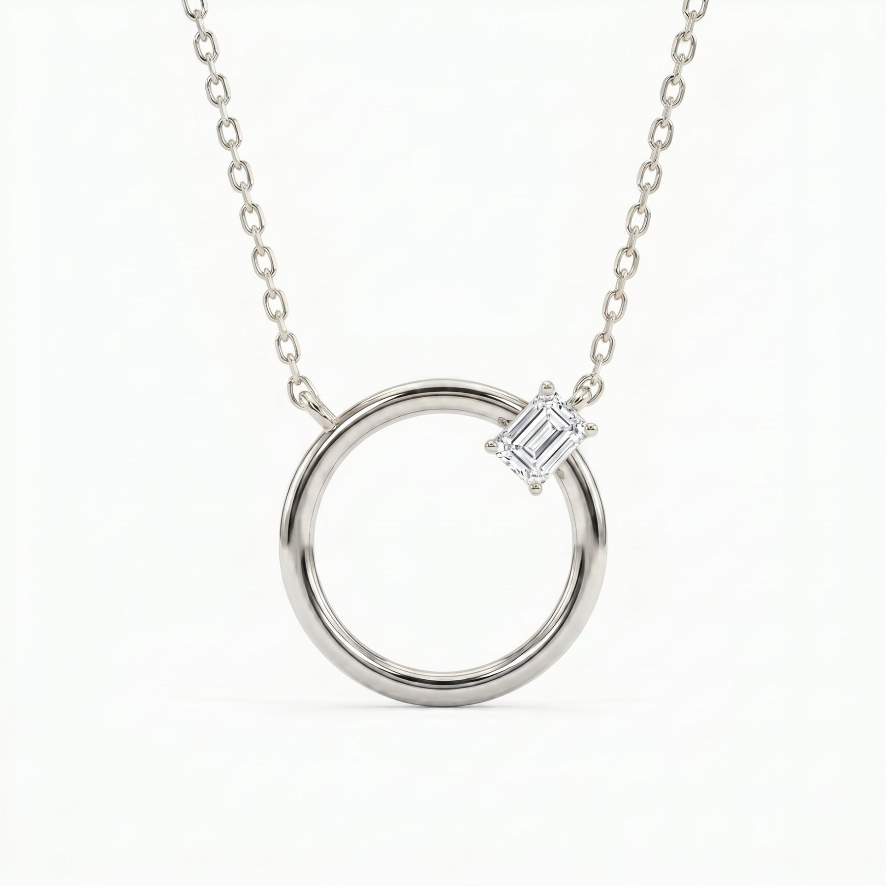 Circle Design Diamond Pendant Necklace