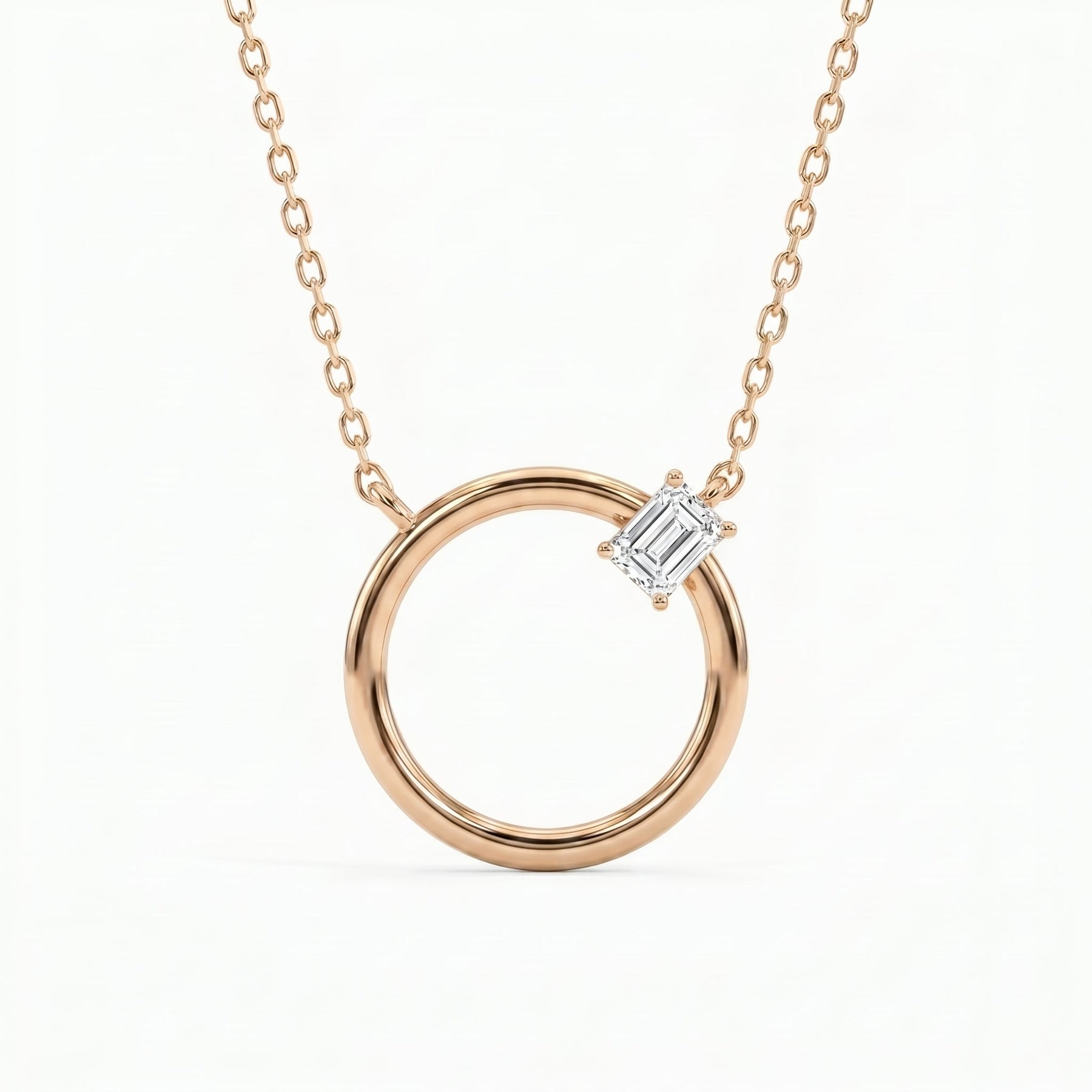 Circle Design Diamond Pendant Necklace